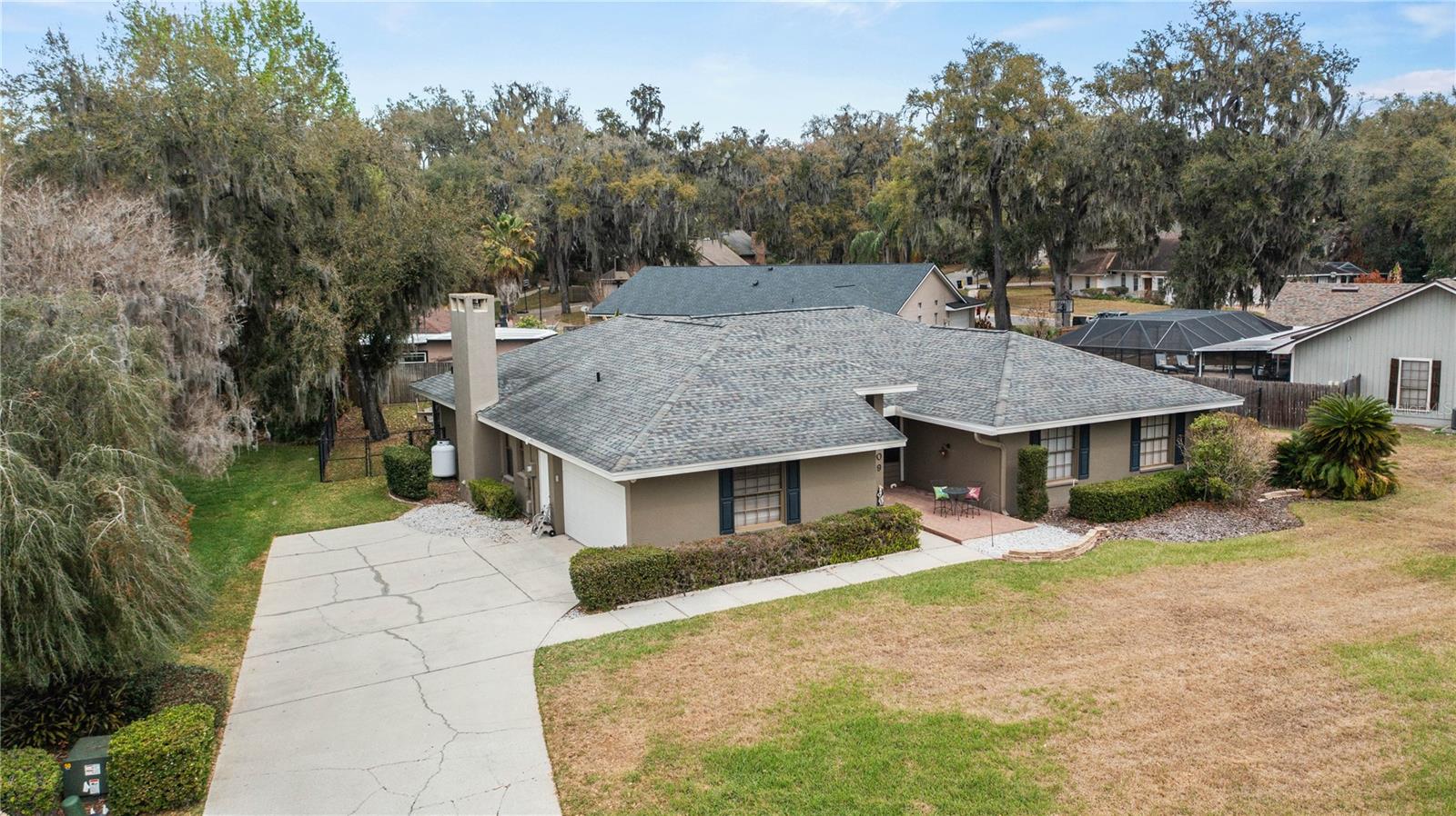 CHRISTINA WOODS PH 09 - Residential