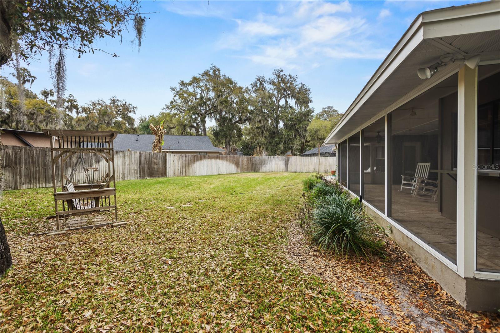 CHRISTINA WOODS PH 09 - Residential