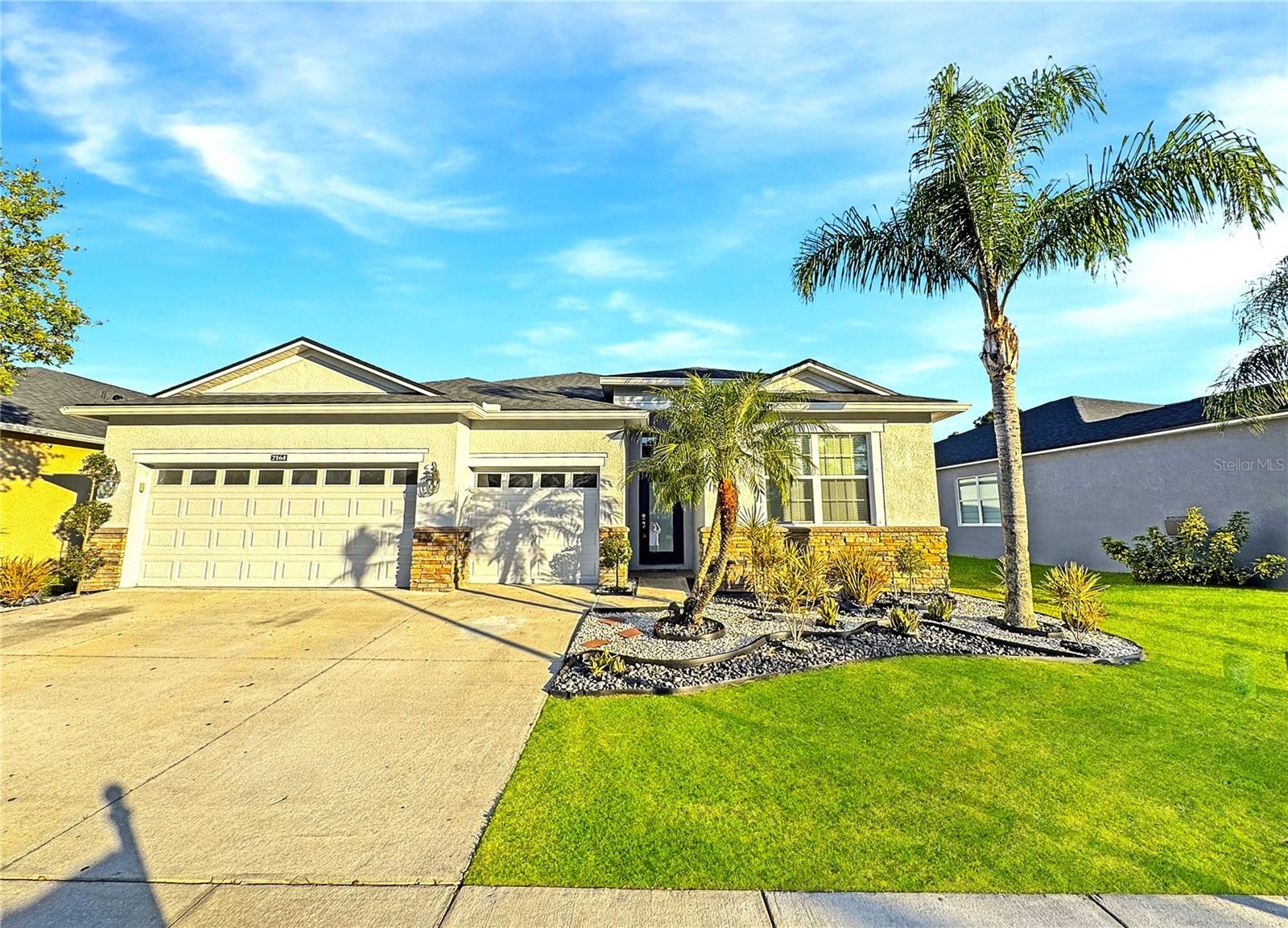 2164 CROSSTON CIRCLE
