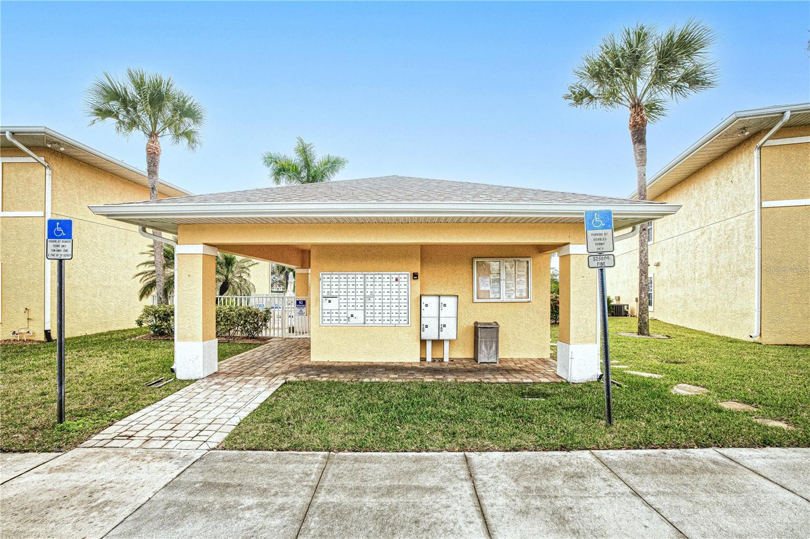 LINKS EDGE PH 01 BLDG 04 - Residential