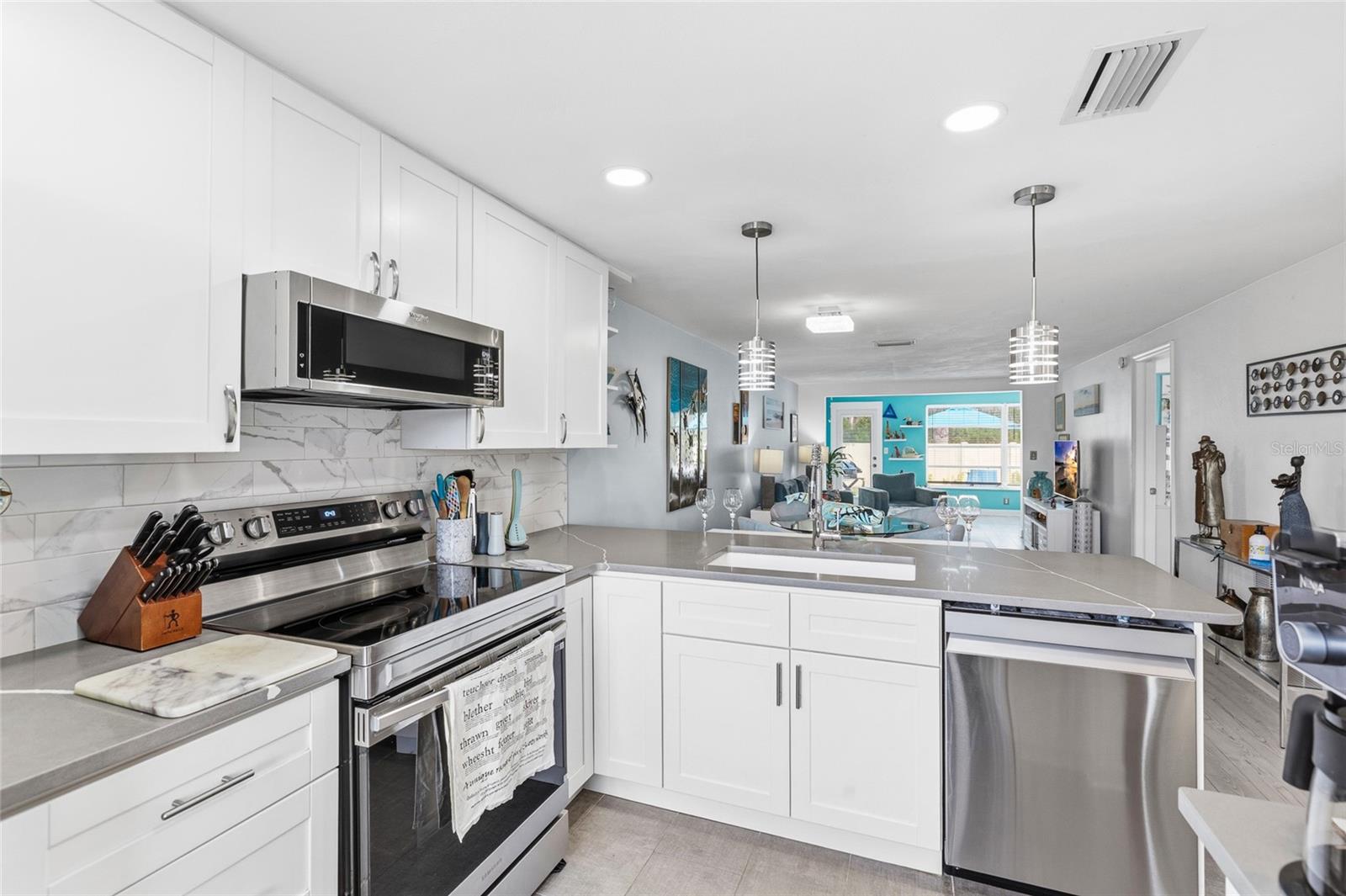 GARDENS BEACON SQUARE - Residential