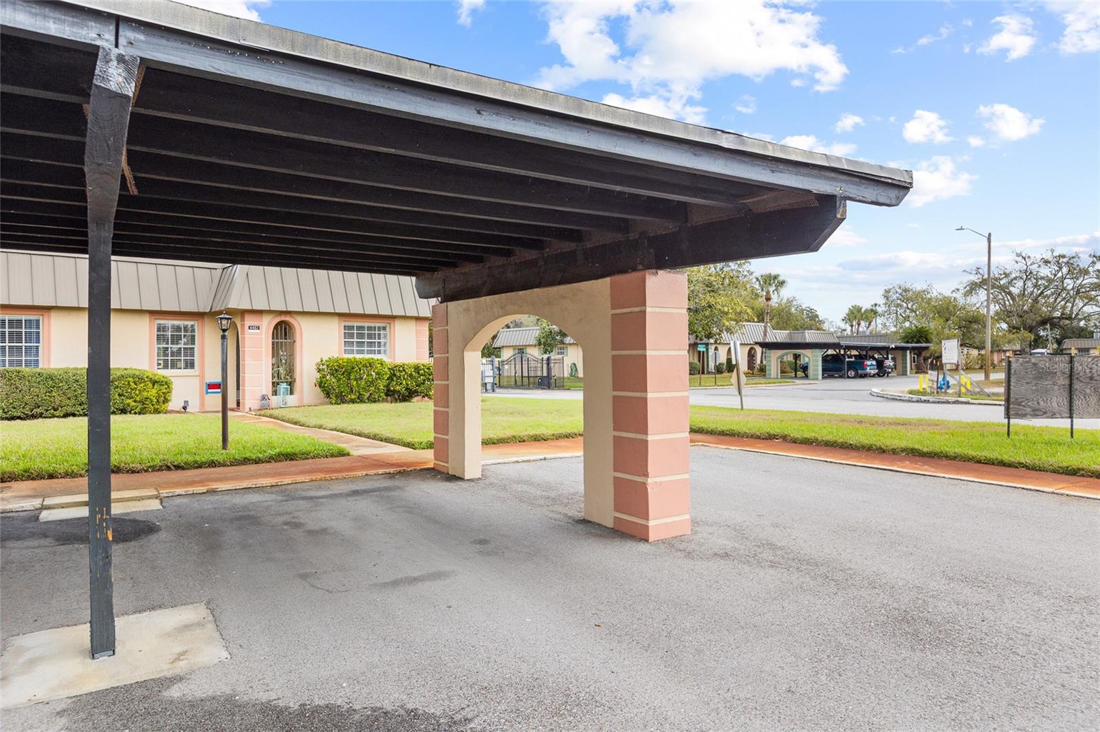 GARDENS BEACON SQUARE - Residential