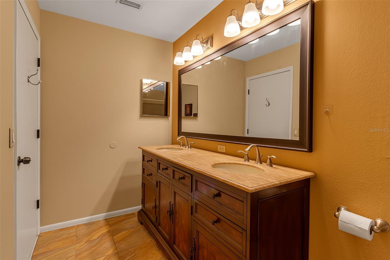 WEST GLENN - Residential
