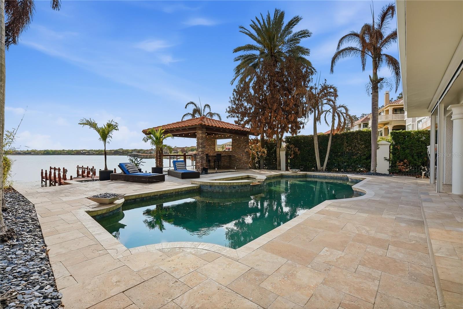 8020 FIRENZE BOULEVARD