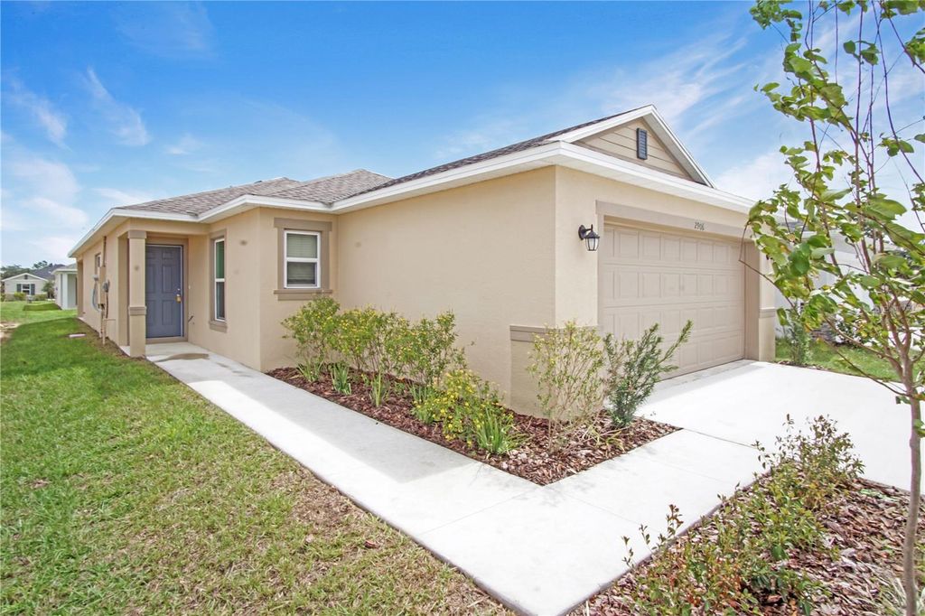 Photo of 2906 Lavanda Drive, Haines City, FL 33844 (MLS # P4936559)