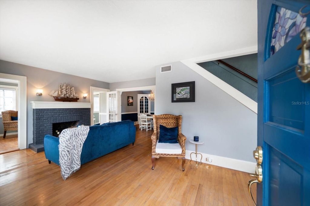 Photo of 310 N Lincoln Avenue, Clearwater, FL 33755 (MLS # TB8393523)