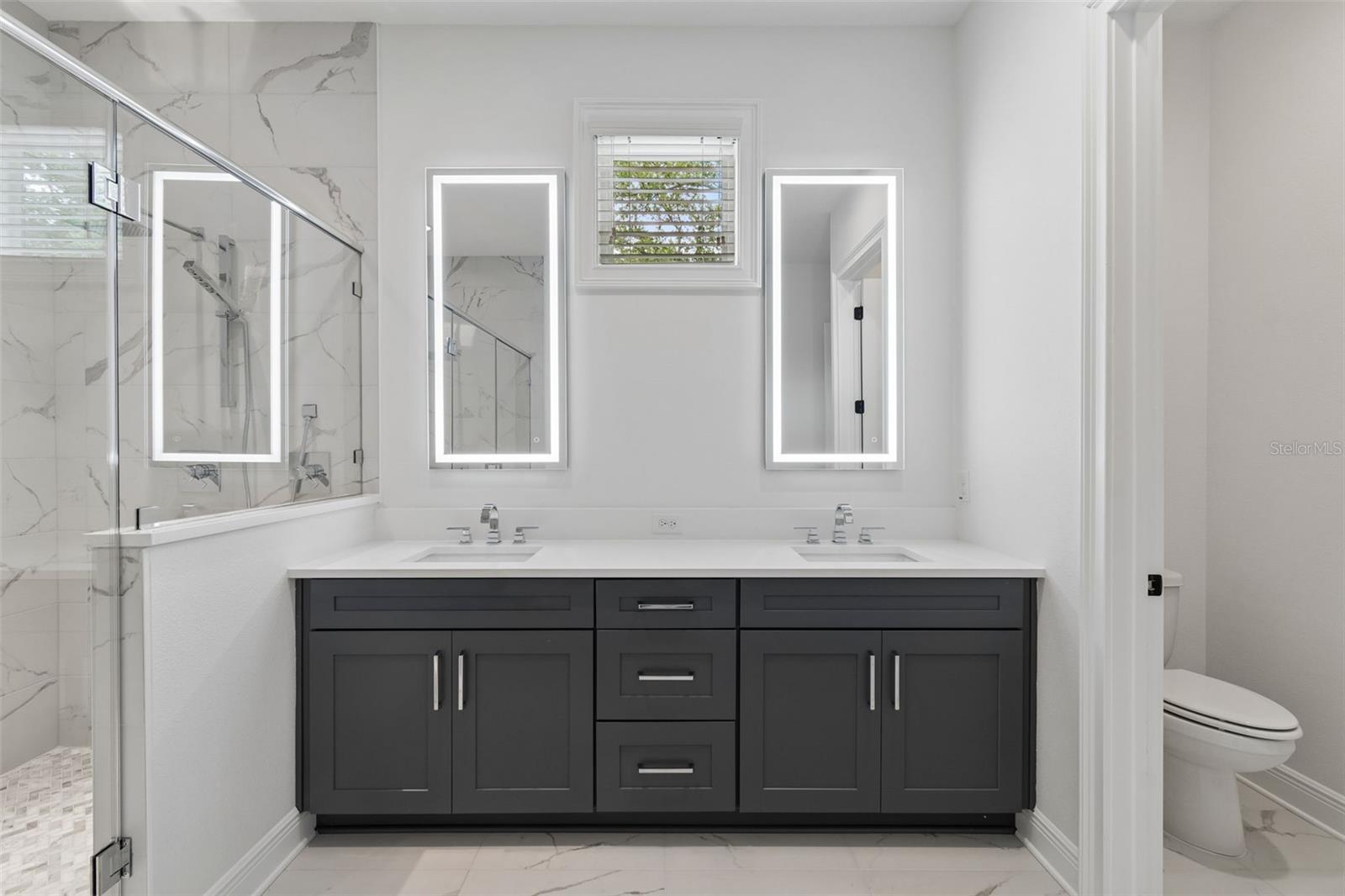 BAYVIEW HOMES - Residential