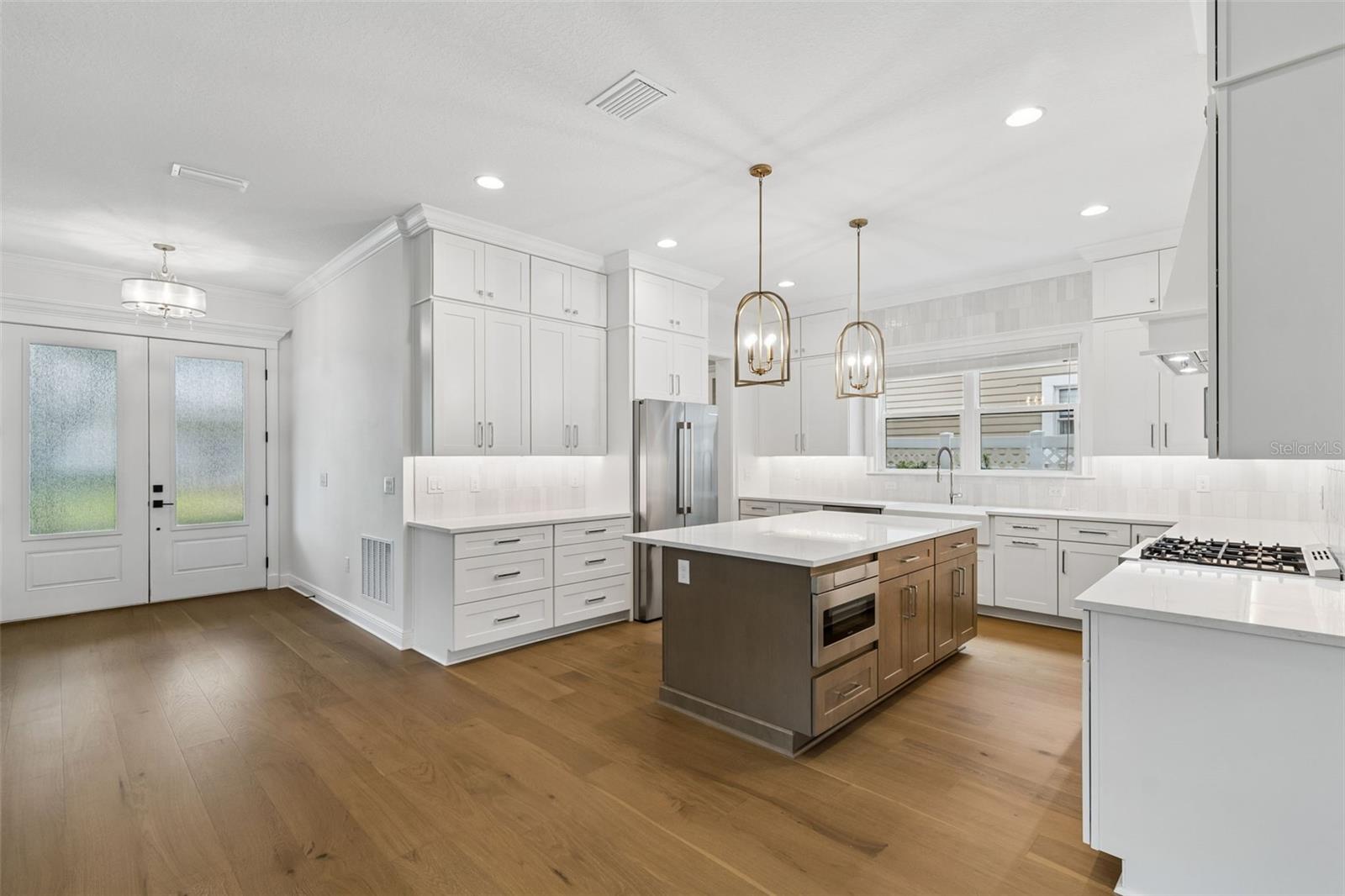 BAYVIEW HOMES - Residential