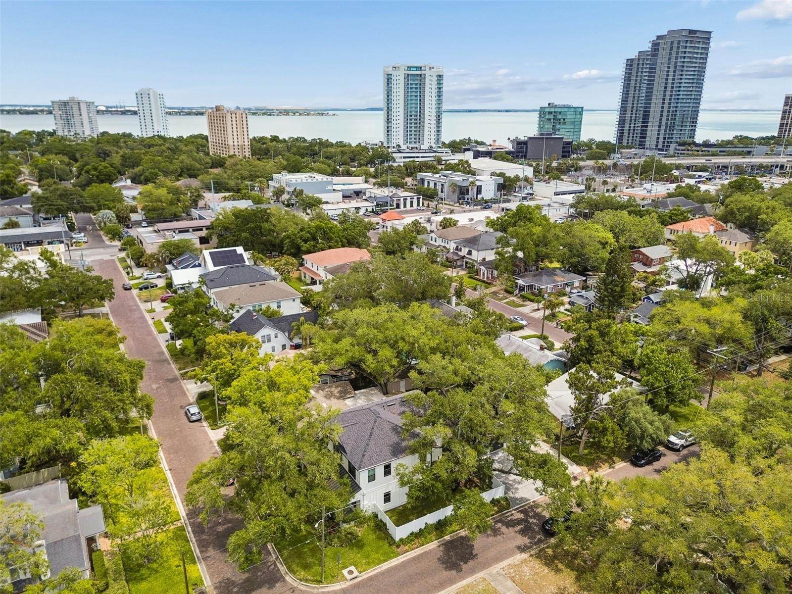BAYVIEW HOMES - Residential