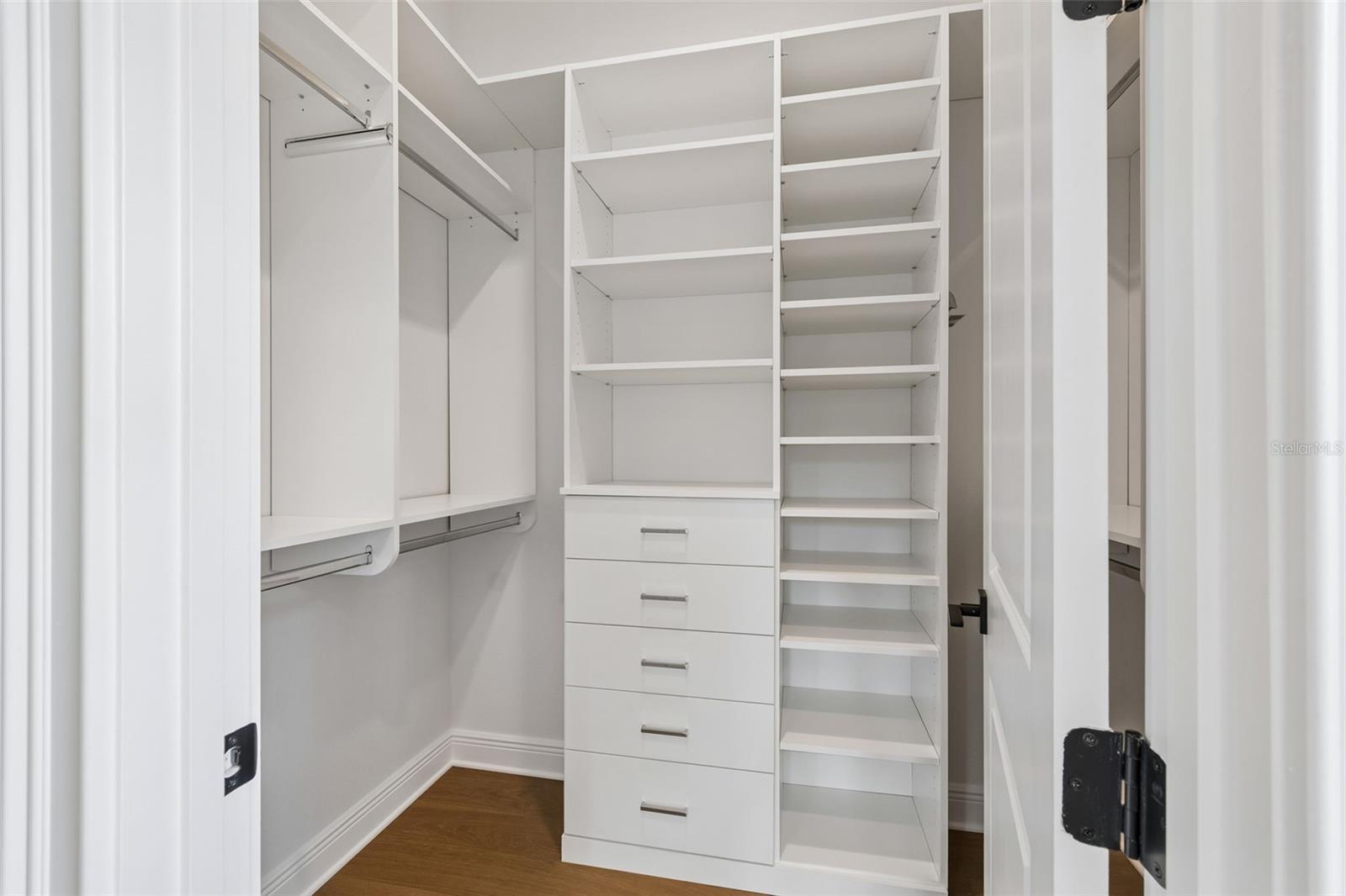 BAYVIEW HOMES - Residential