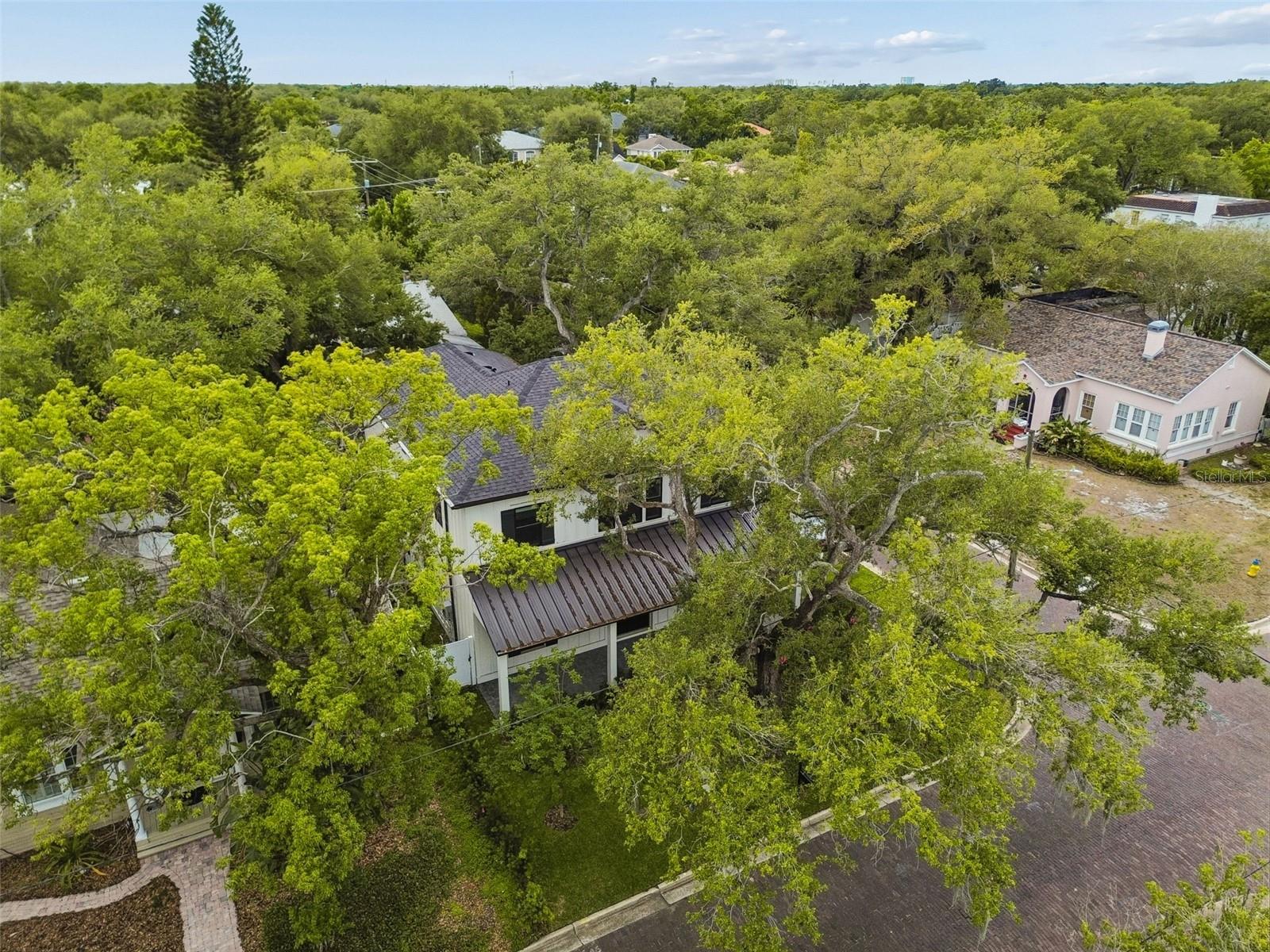 BAYVIEW HOMES - Residential