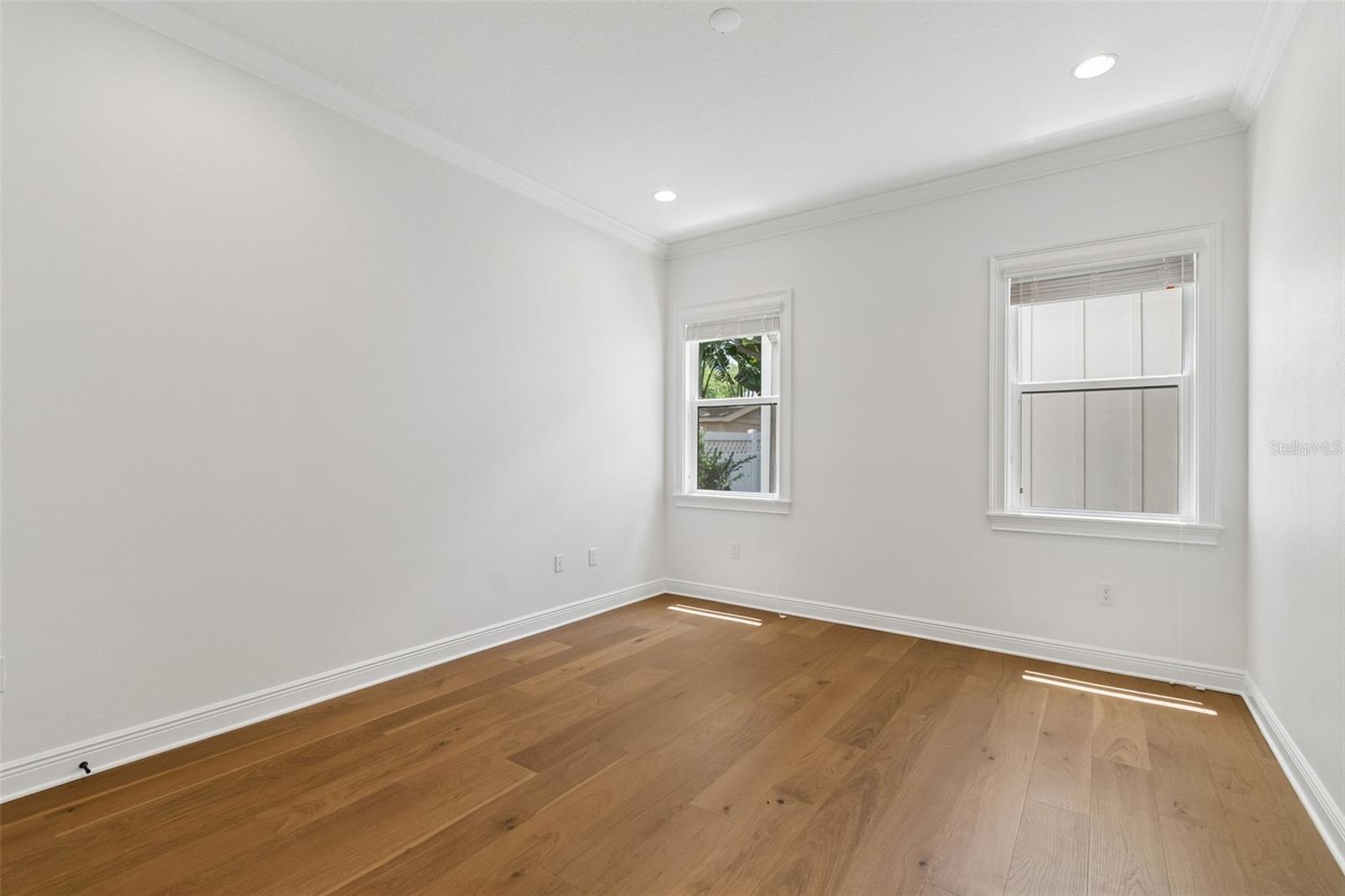 BAYVIEW HOMES - Residential