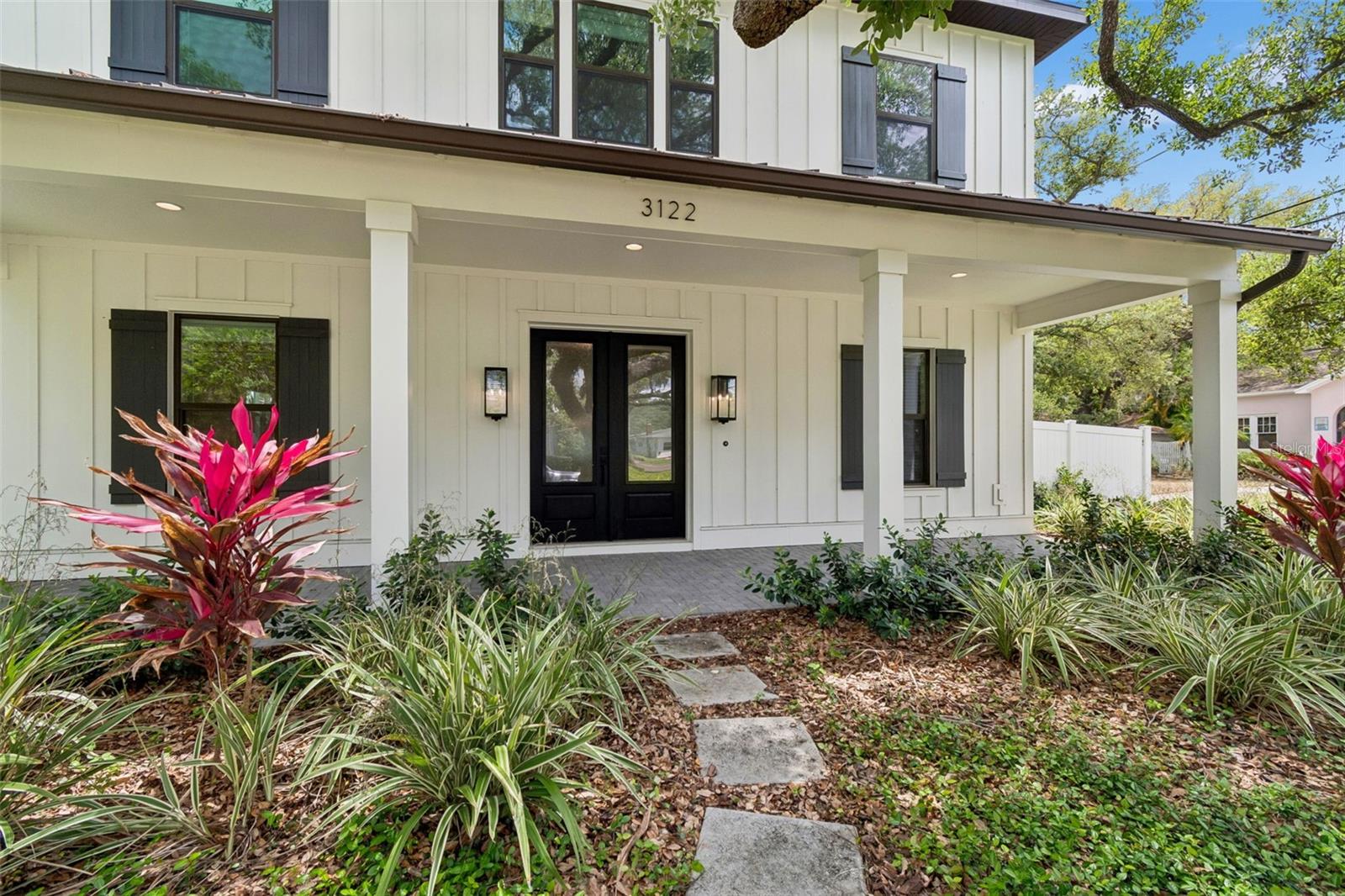 BAYVIEW HOMES - Residential