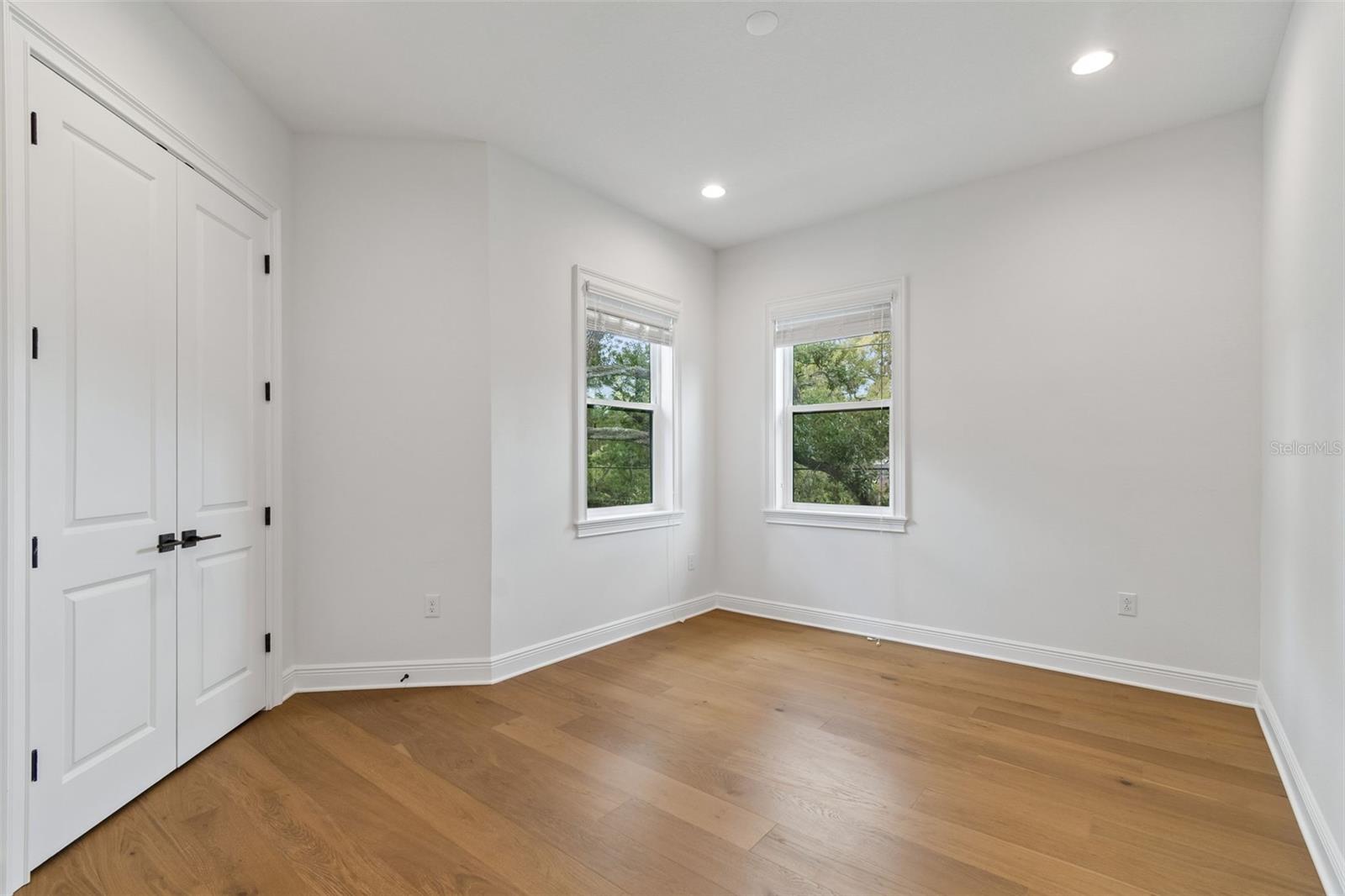 BAYVIEW HOMES - Residential