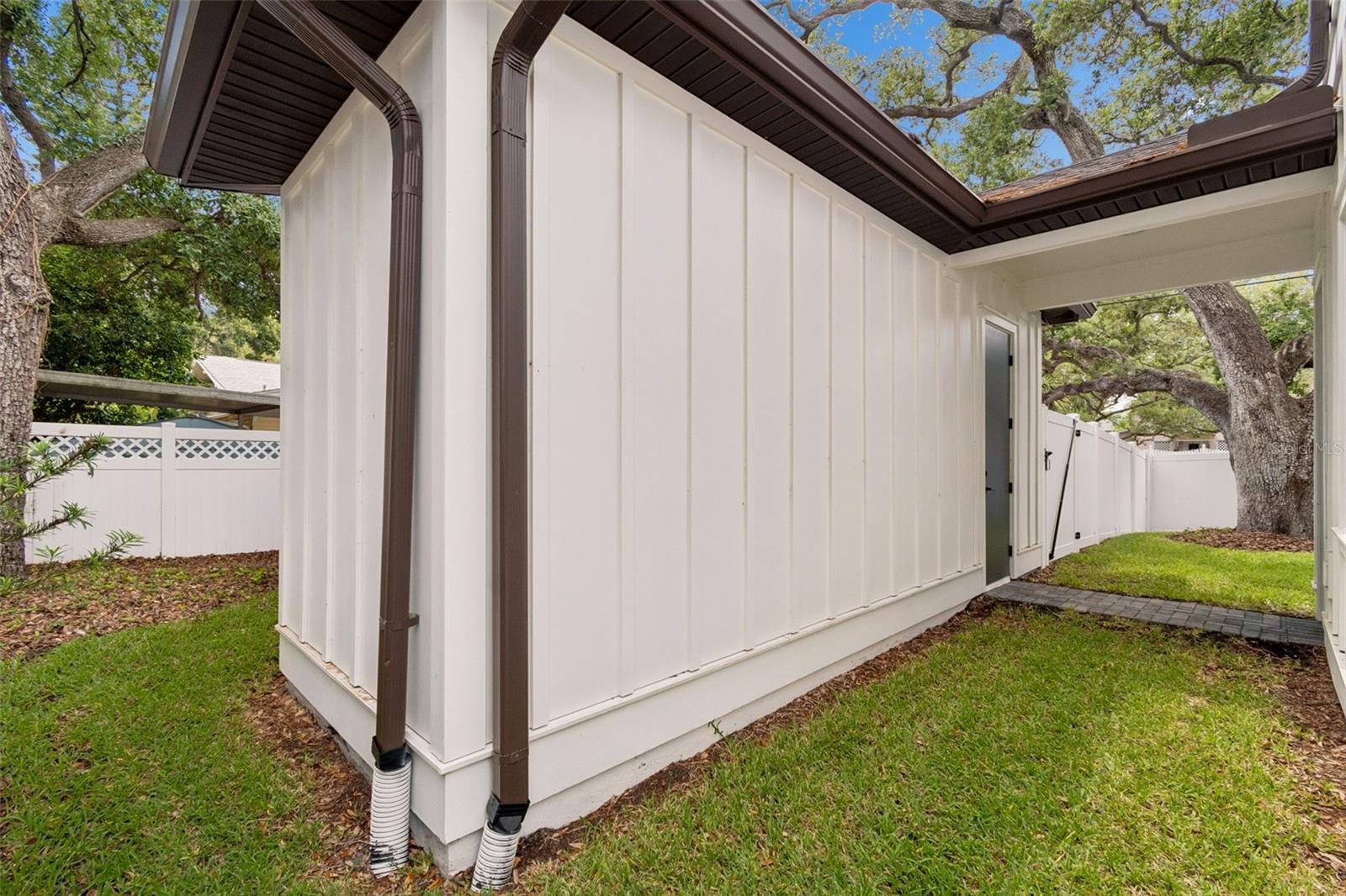 BAYVIEW HOMES - Residential