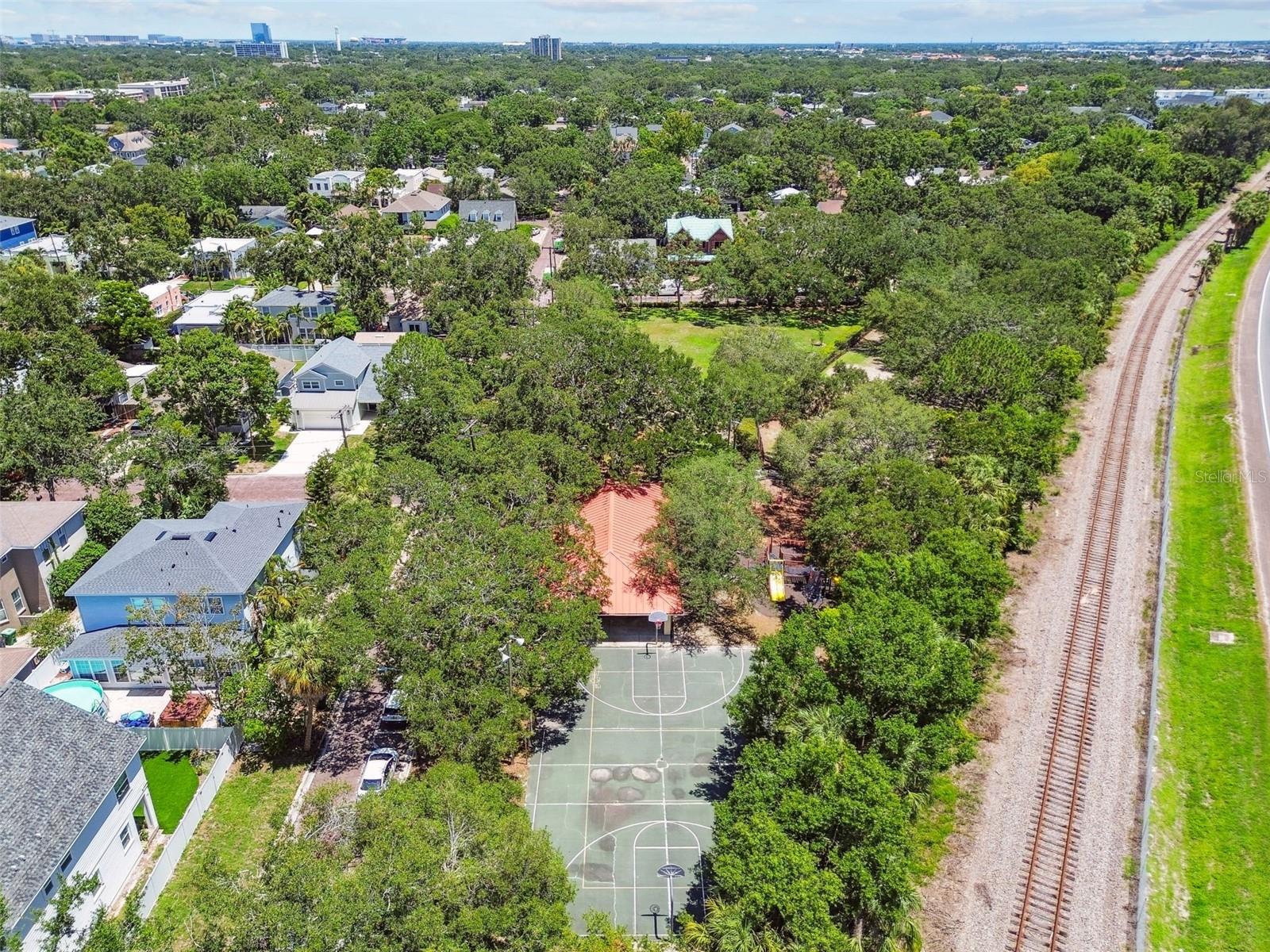 BAYVIEW HOMES - Residential