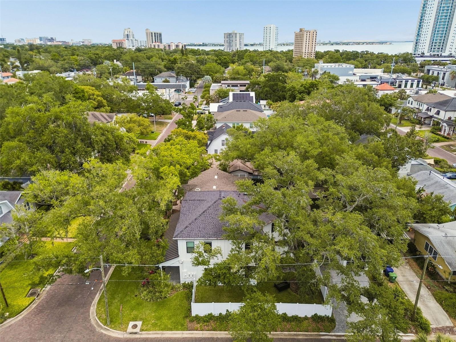 BAYVIEW HOMES - Residential