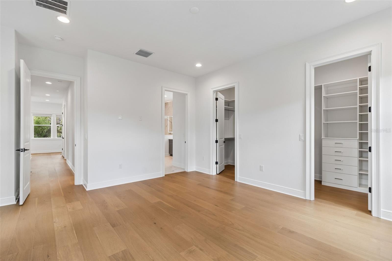 BAYVIEW HOMES - Residential