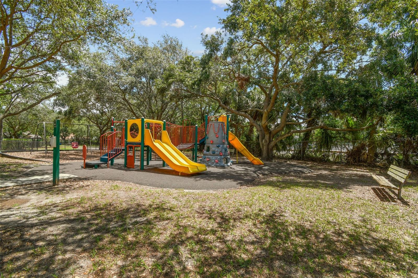 BAYVIEW HOMES - Residential