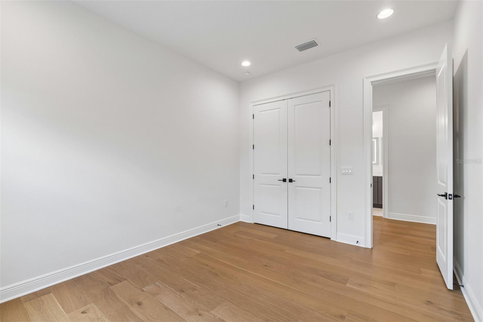BAYVIEW HOMES - Residential