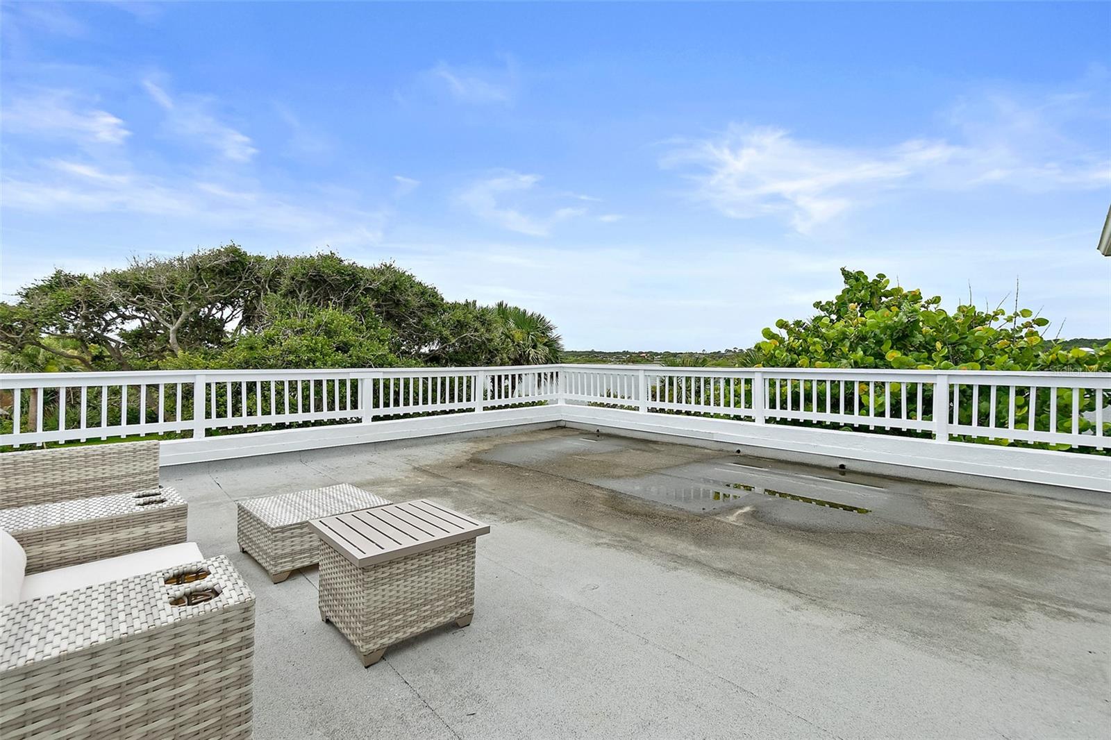 SUNRISE BEACH - Residential