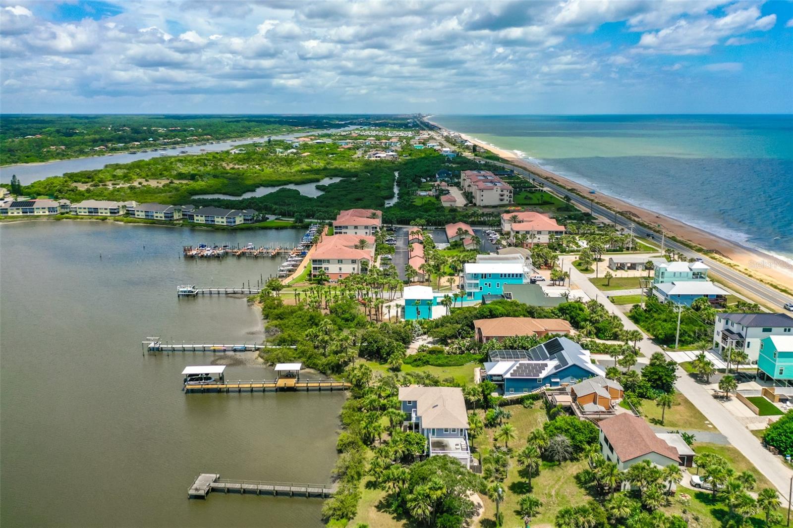 SUNRISE BEACH - Residential