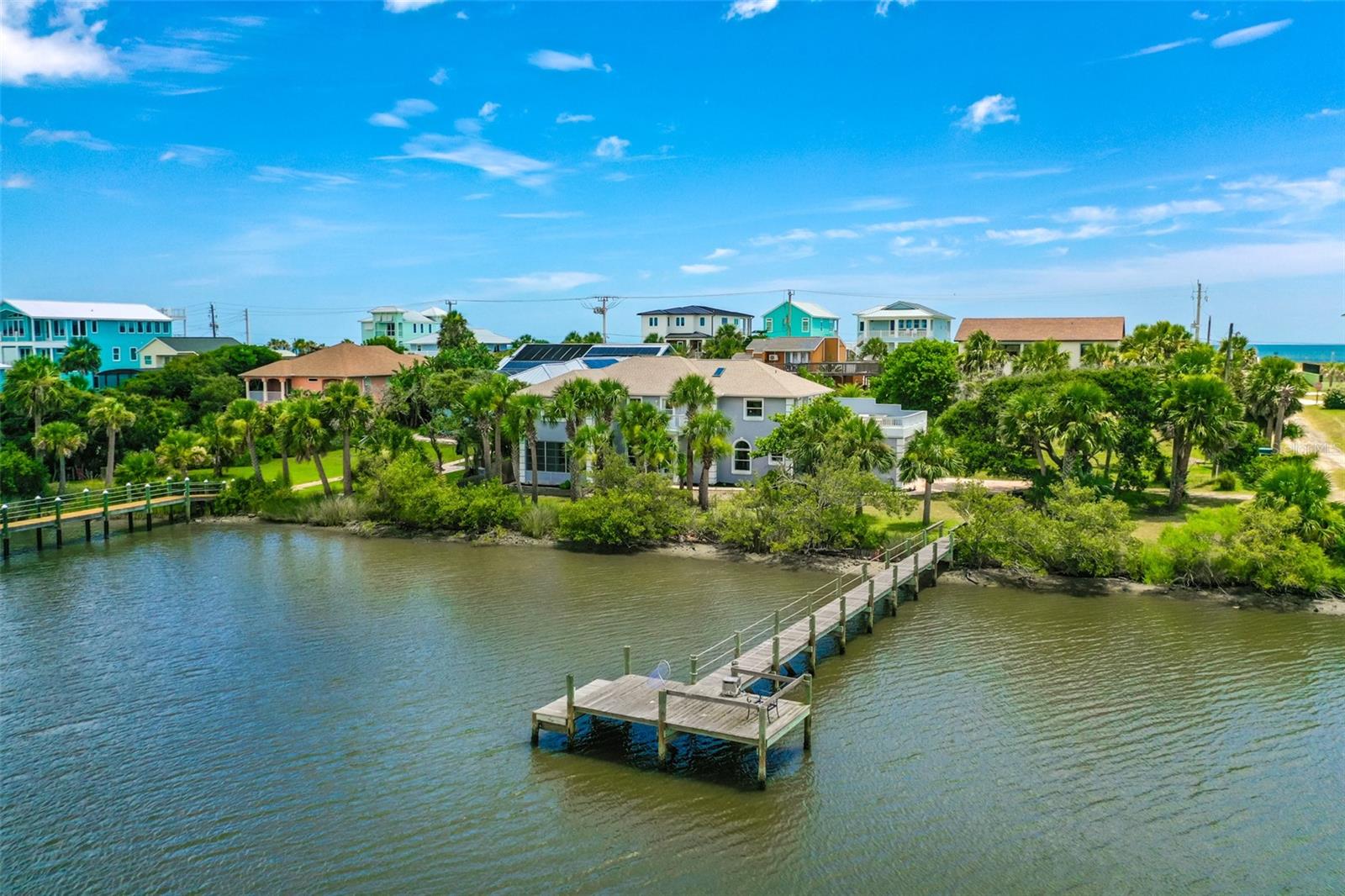 SUNRISE BEACH - Residential