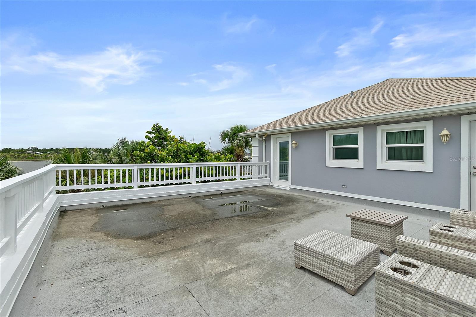 SUNRISE BEACH - Residential