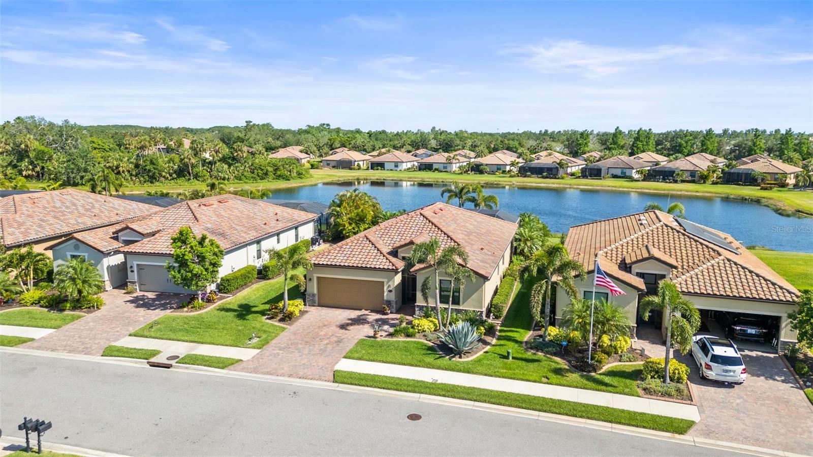 7120 QUIET CREEK DRIVE