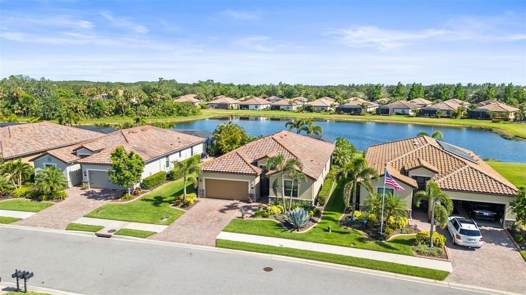 Photo of 7120 Quiet Creek Drive, Bradenton, FL 34212 (MLS # A4651071)