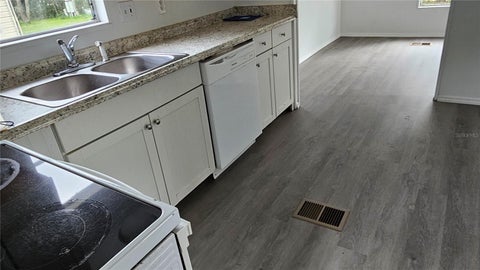 Tiny photo for Belleview, FL 34420 (MLS # OM733679)