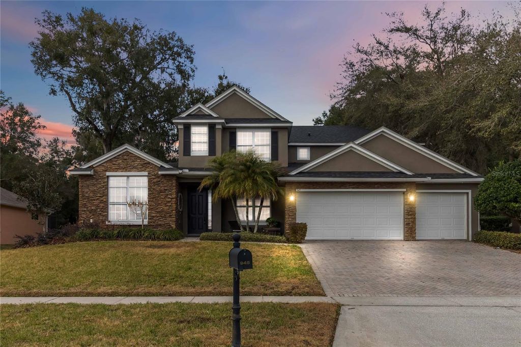 Photo of 945 Gulf Land Drive, Apopka, FL 32712 (MLS # O6369667)