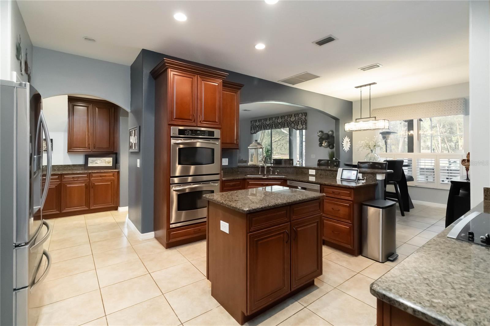 ROCK SPGS RDG PH V-B - Residential