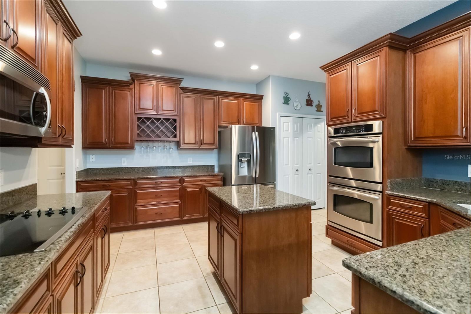 ROCK SPGS RDG PH V-B - Residential