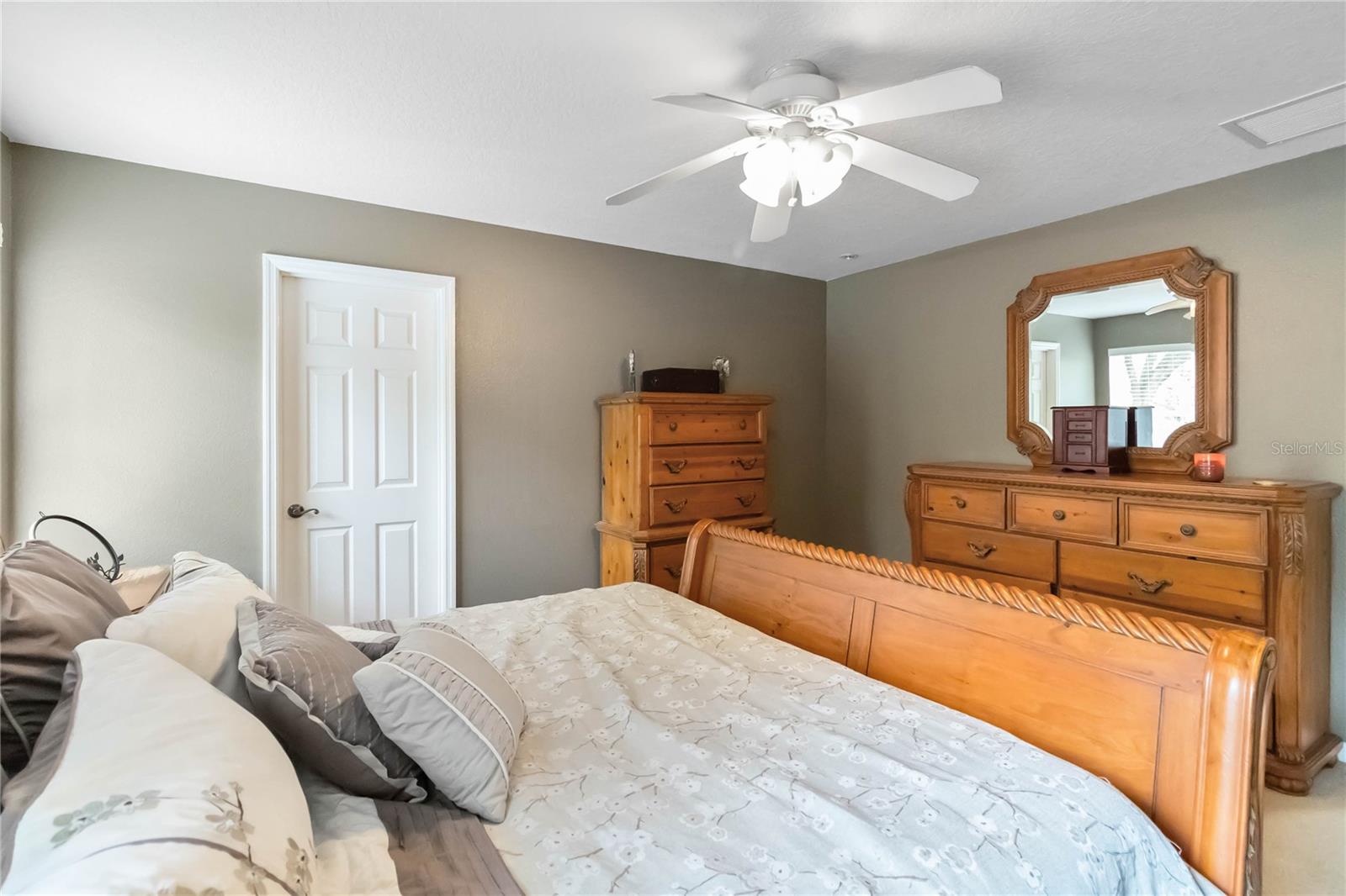 ROCK SPGS RDG PH V-B - Residential