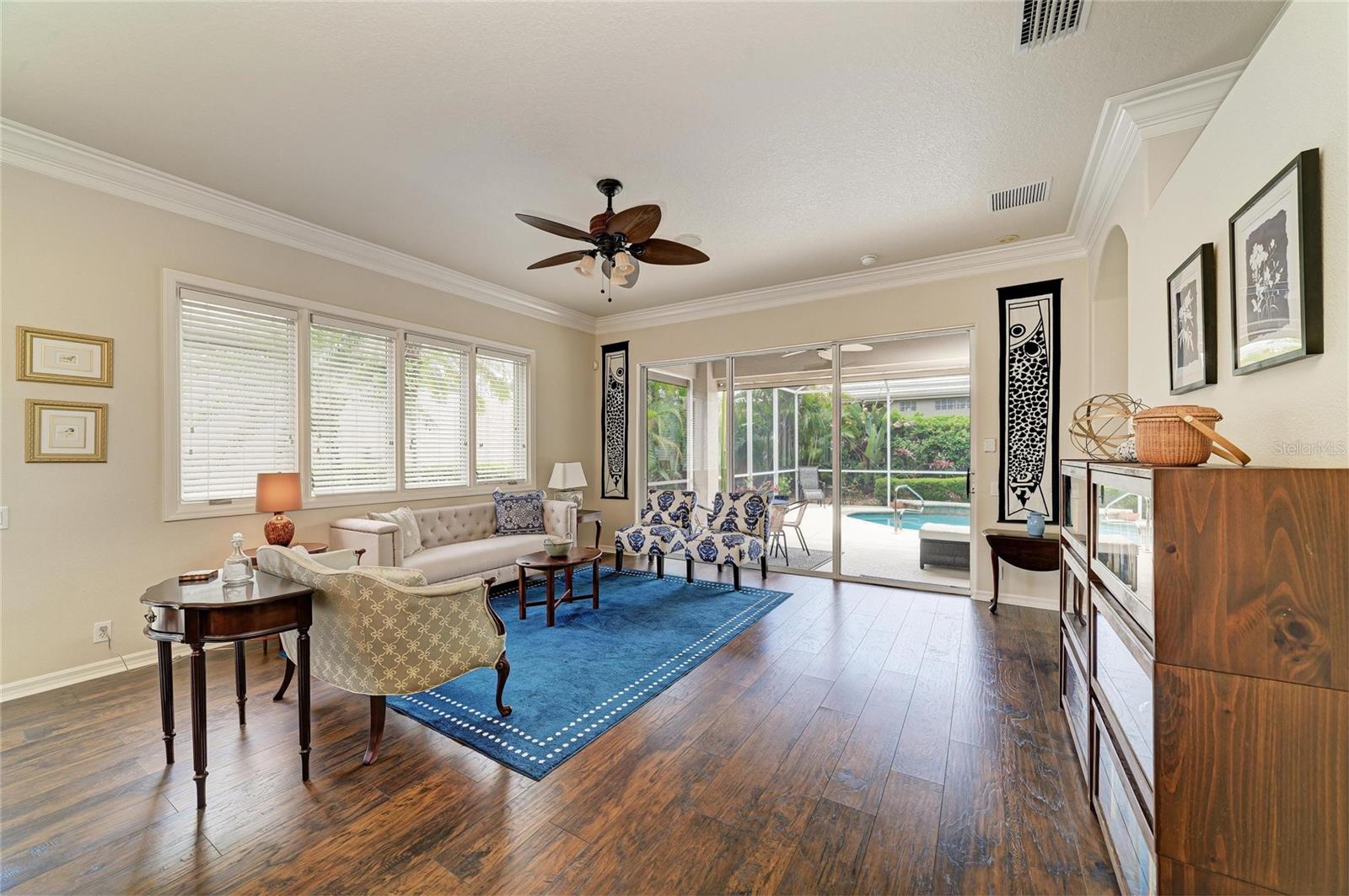 ROSEDALE - Residential