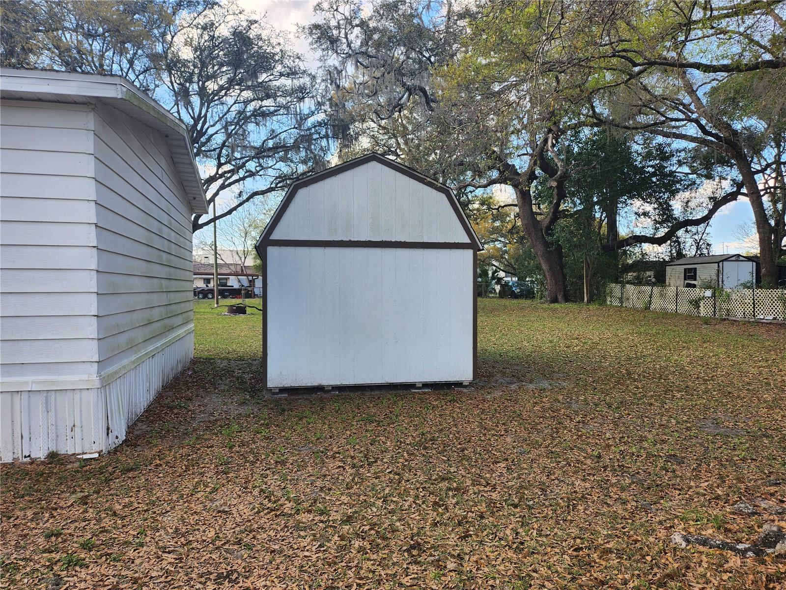 TWENTY-FOUR/THE TOWN/BELLEVIEW - Residential