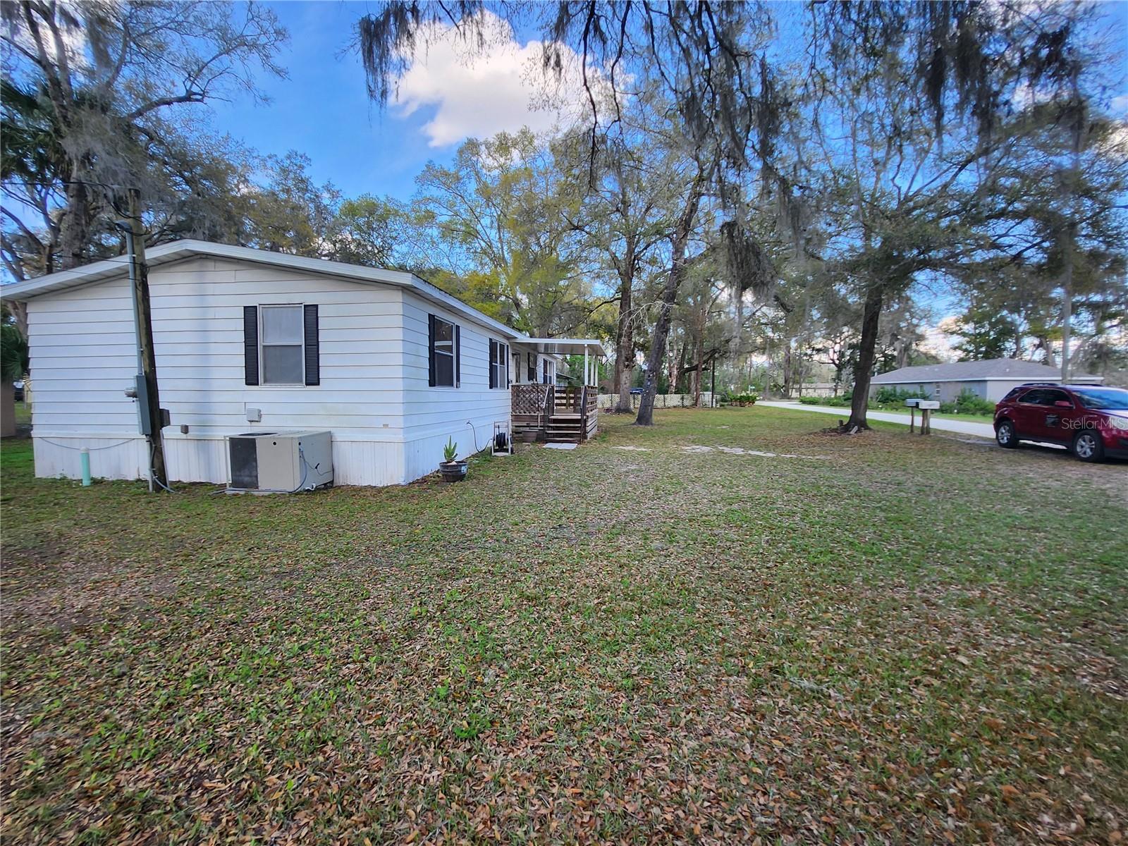 TWENTY-FOUR/THE TOWN/BELLEVIEW - Residential