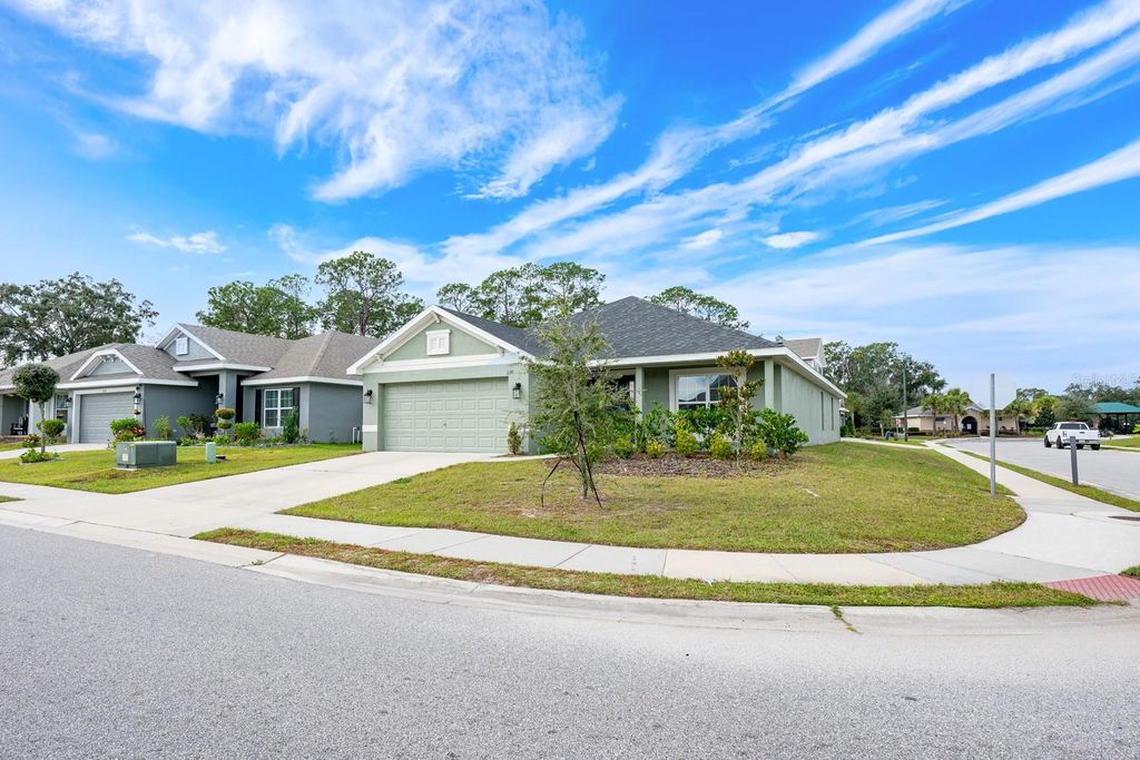 Photo of 1130 Berry Lane, Davenport, FL 33837 (MLS # O6375255)