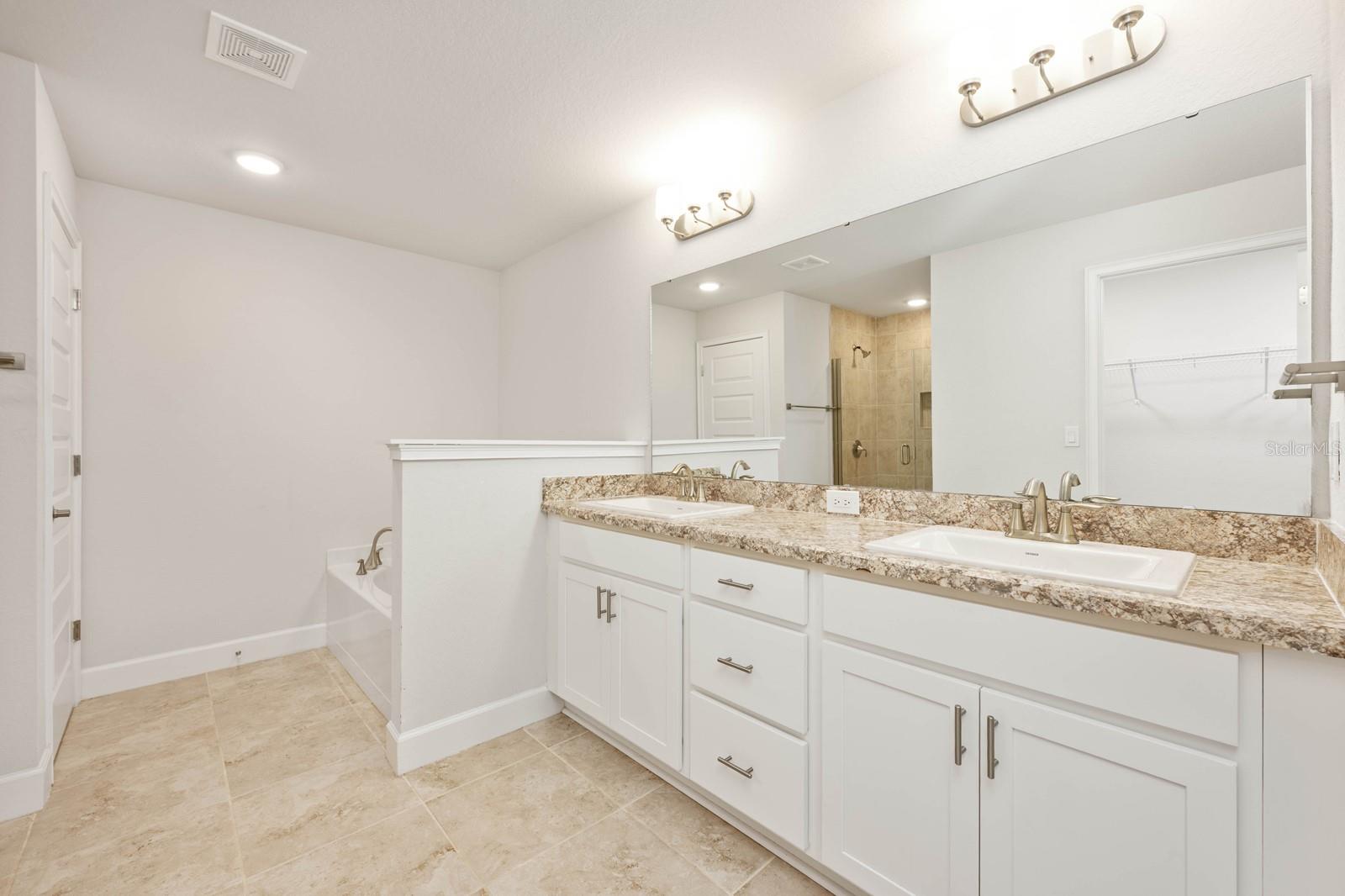 HORSE CREEK - Residential