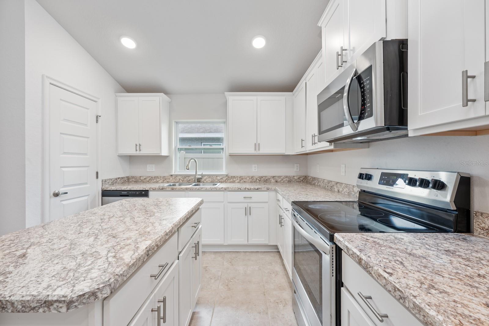 HORSE CREEK - Residential