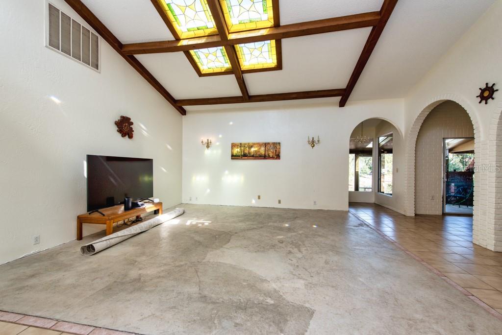 SAMPLES E E SUB - Residential