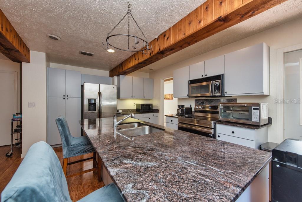 SAMPLES E E SUB - Residential