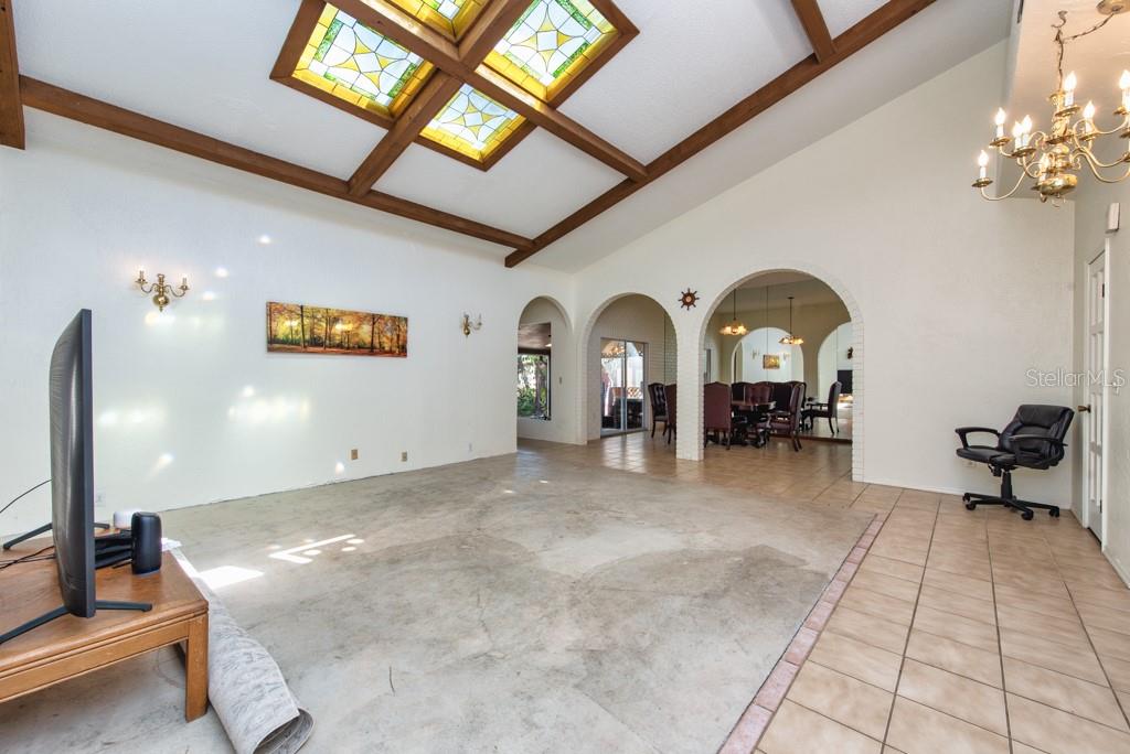 SAMPLES E E SUB - Residential