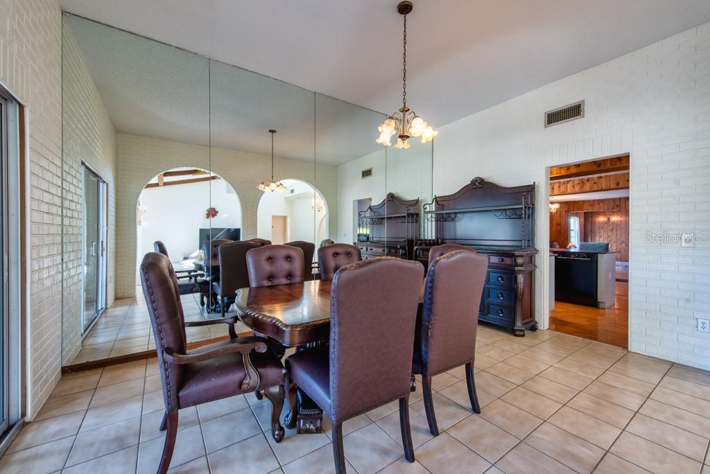 SAMPLES E E SUB - Residential