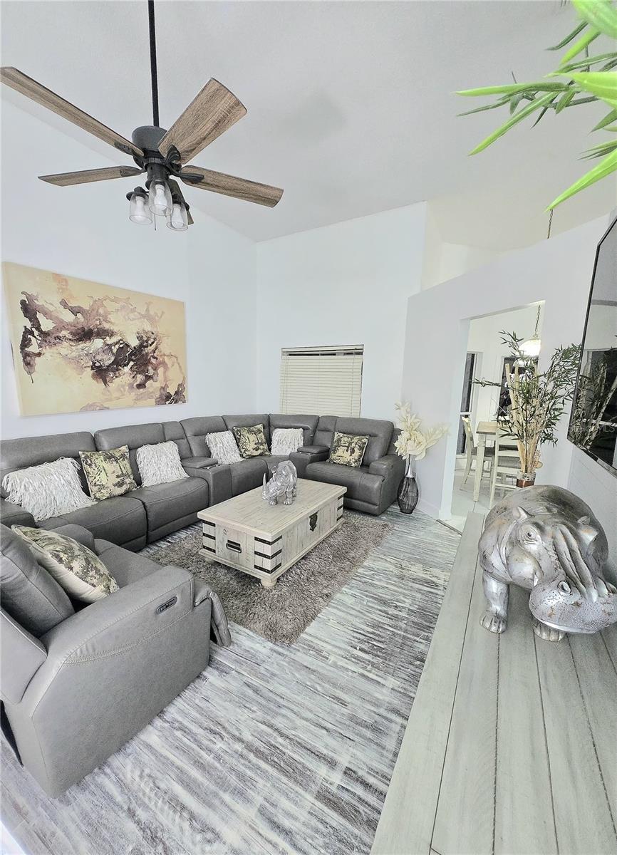 VILLAGES/WESLEY CHAPEL PH 1A - Residential Lease