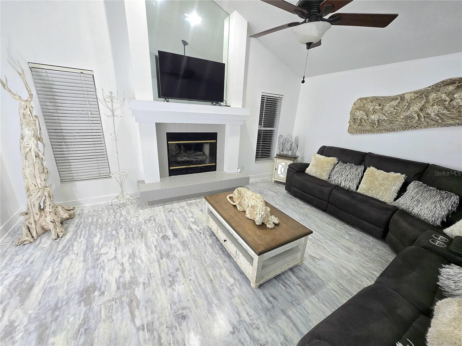 VILLAGES/WESLEY CHAPEL PH 1A - Residential Lease