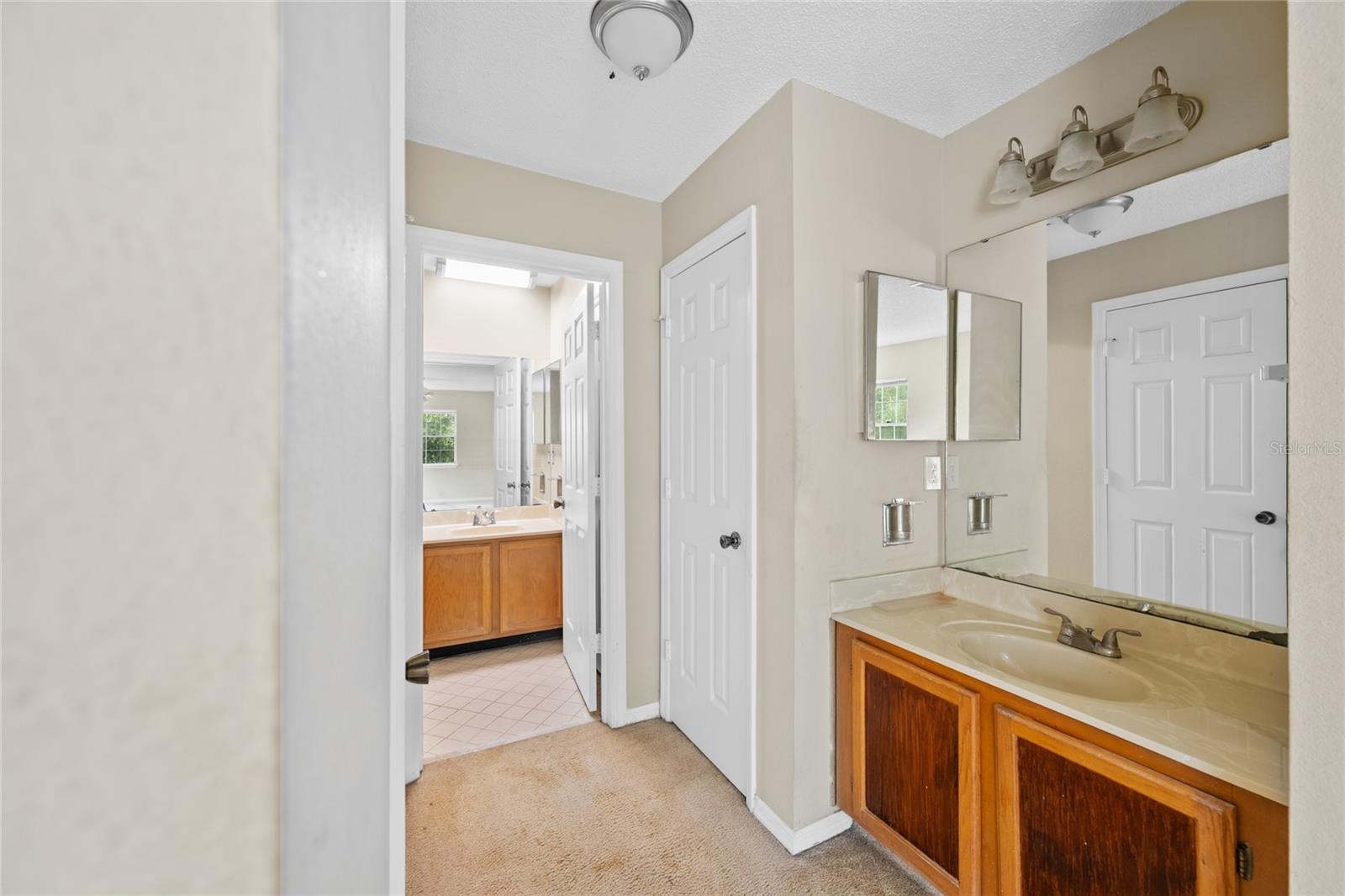 CLUBSIDE AT SABAL POINT A CONDO - Residential
