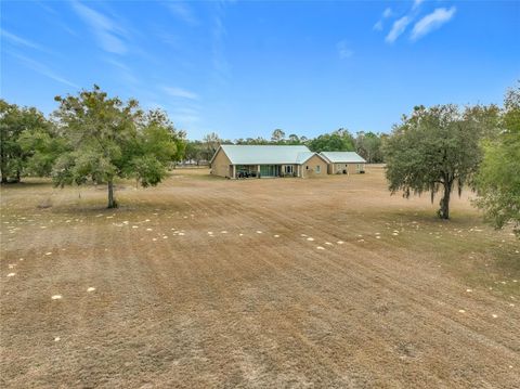 Tiny photo for 540 NW 165th Court Road, Dunnellon, FL 34432 (MLS # W7882387)