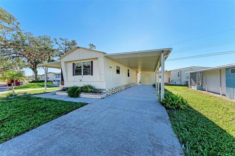 A home in PALMETTO